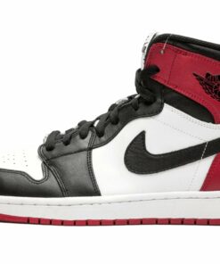 Air Jordan 1 Retro High OG “Black Toe”