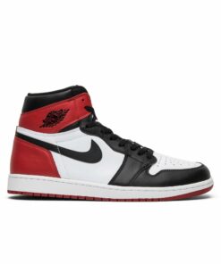 Air Jordan 1 Retro High OG ‘Black Toe’ 2016 555088-125