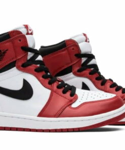 Air Jordan 1 Retro High OG Chicago