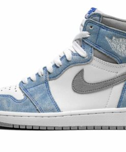 Air Jordan 1 Retro High OG “Hyper Royal”