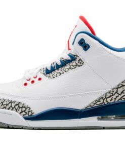 Air Jordan 3 Retro OG “True Blue”