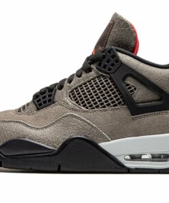 Air Jordan 4 Retro “Taupe Haze”