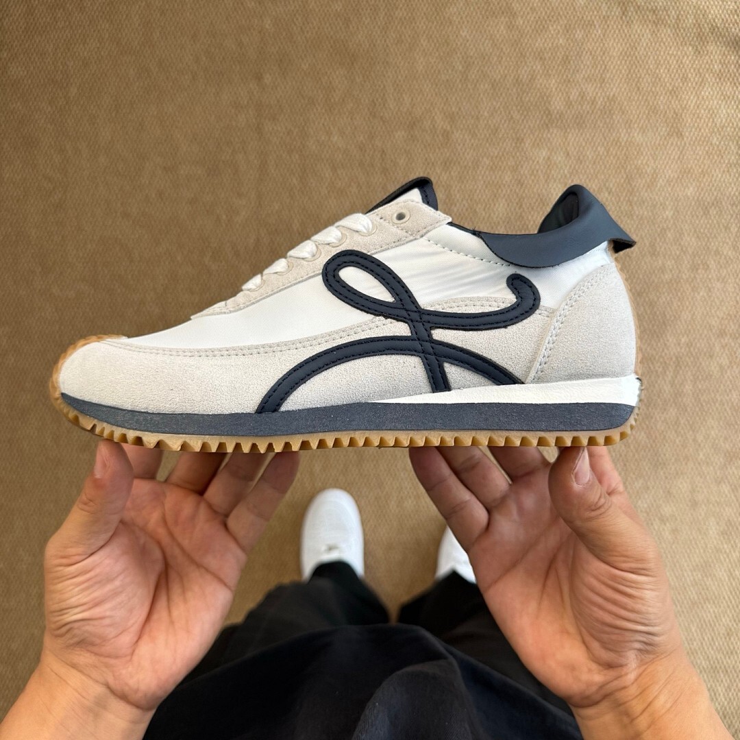Loewe Flow Runner in nylon and suede White/Navy