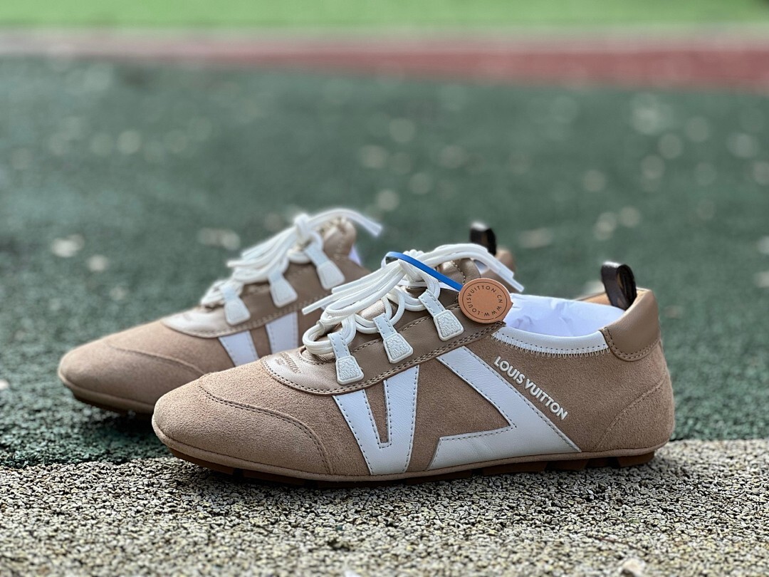 Louis Vuitton Fastlane Sneaker Beige White