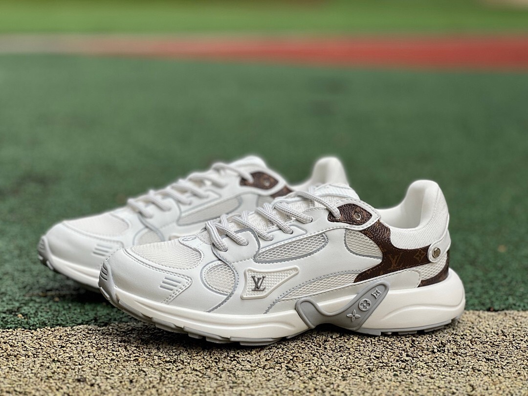 Louis Vuitton LV Runner Tatic Sneaker White Monogram