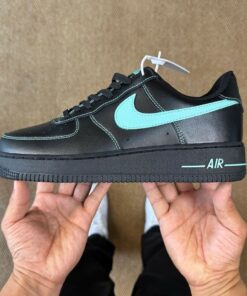 Nike Air Force 1 '07 LV8 "Black Aurora Green" CT2300-001