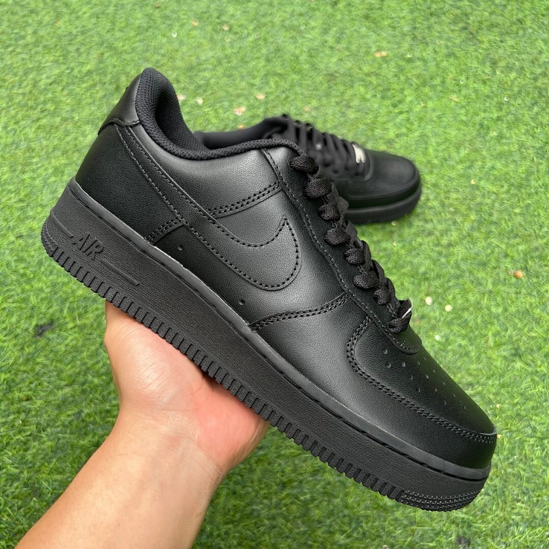 Nike Air Force 1 Low '07 Triple Black CW2288-001