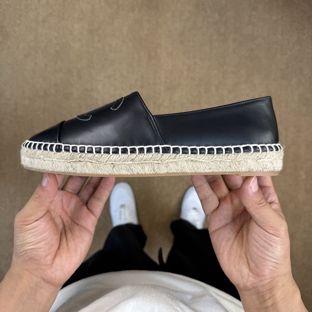 Chanel Black Leather CC Logo Espadrilles