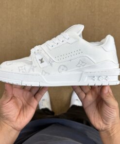 Louis Vuitton LV Trainer Sneaker 1A8WG5