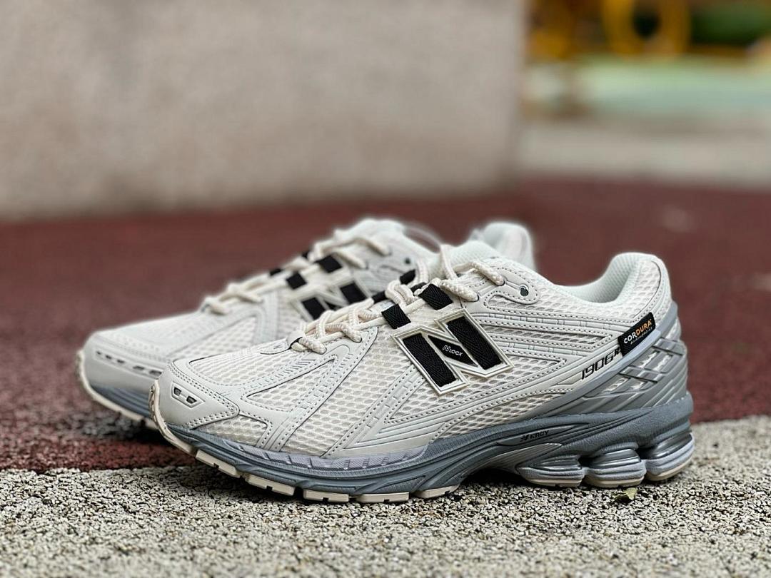 New Balance 1906R Cordura Sea Salt M1906RL