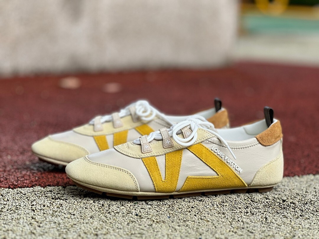 Louis Vuitton Run Away Sneaker Beige Yellow