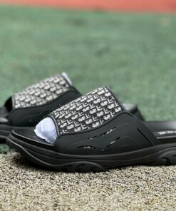 Dior Men's Black Oblique Jacquard Slide Sandals