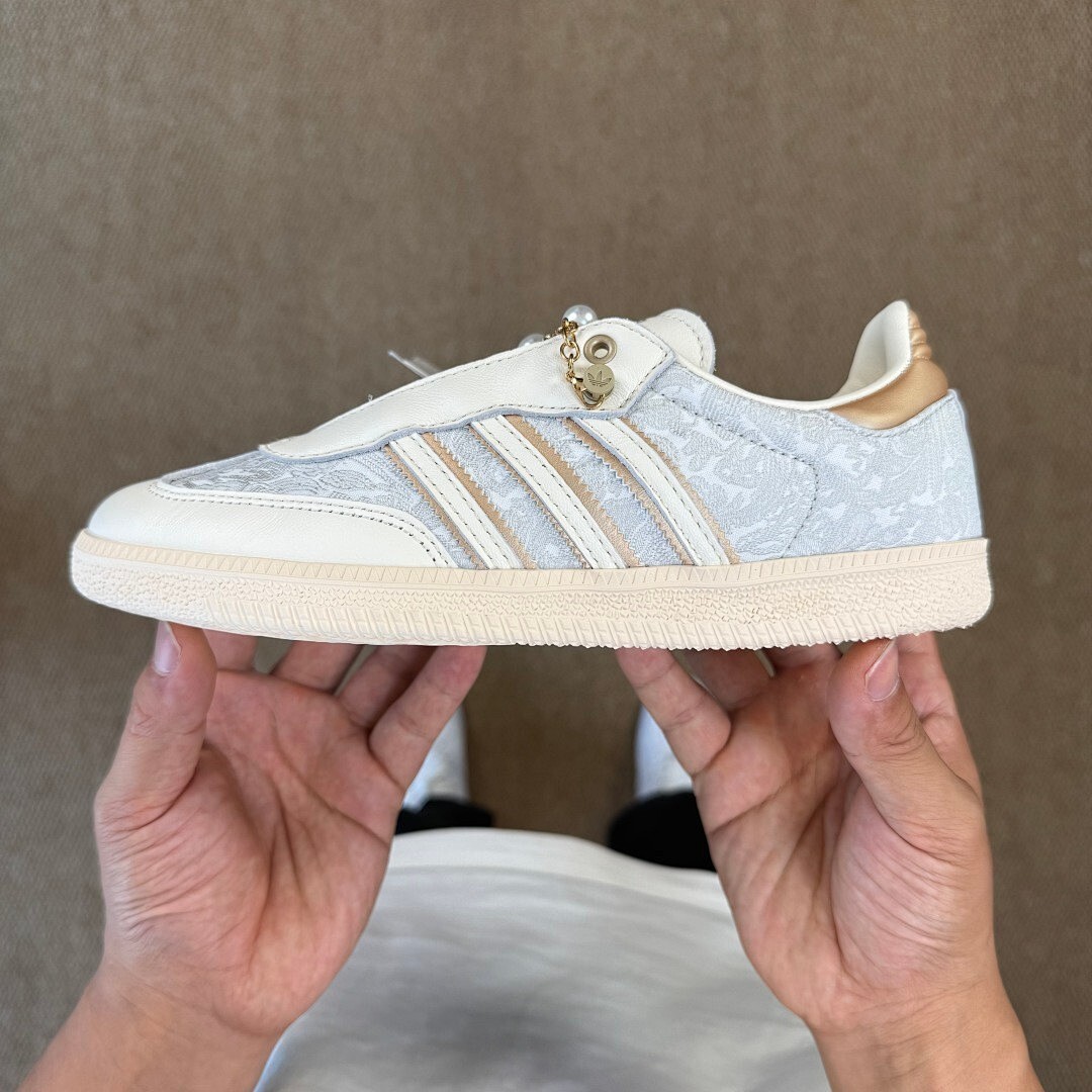 Adidas Samba x Sporty & Rich White & Blue IE9742