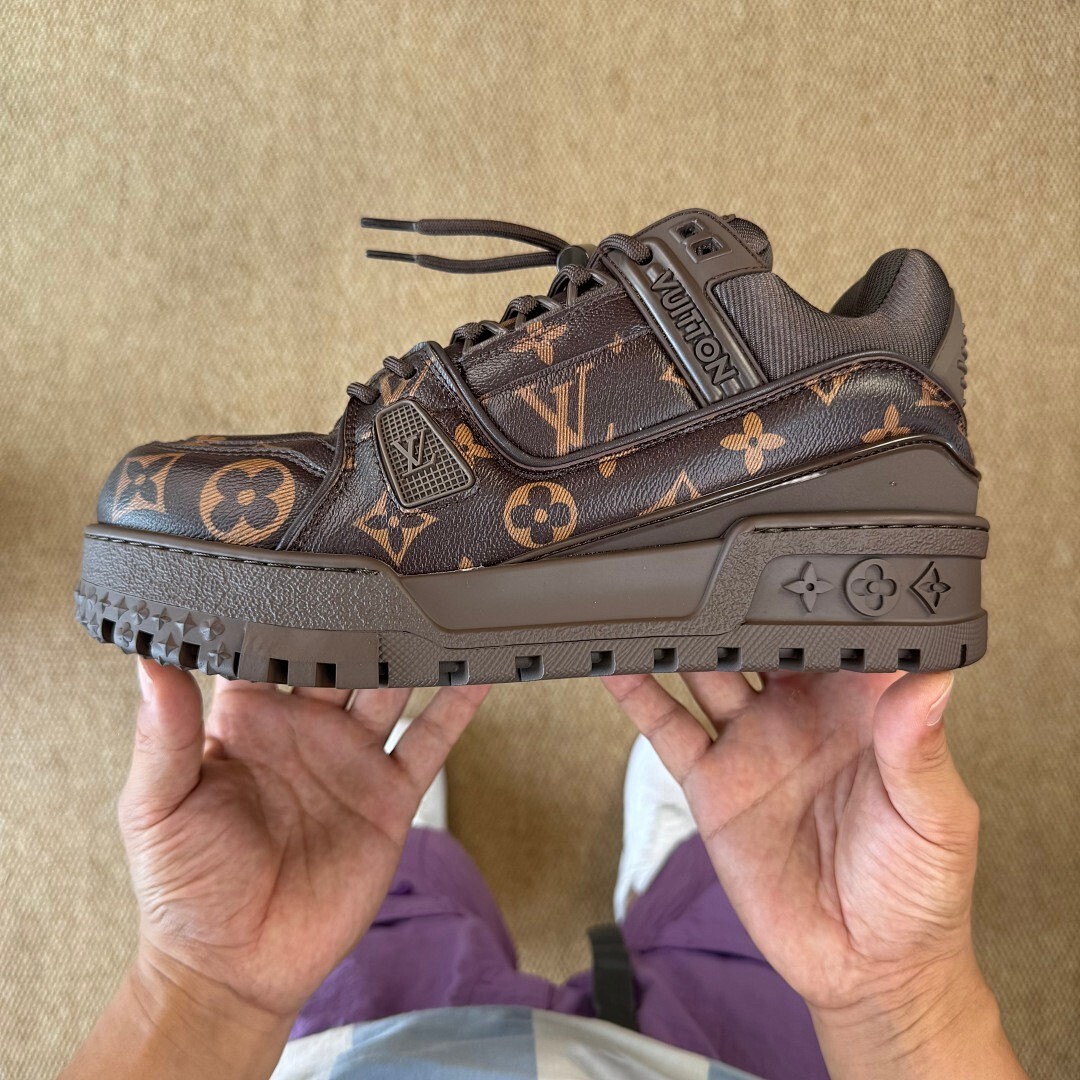 Louis Vuitton LV Trainer Sneaker Monogram Canvas Brown 1A8Z5U