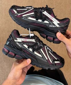 New Balance 1906R M1906RAA Black Plum
