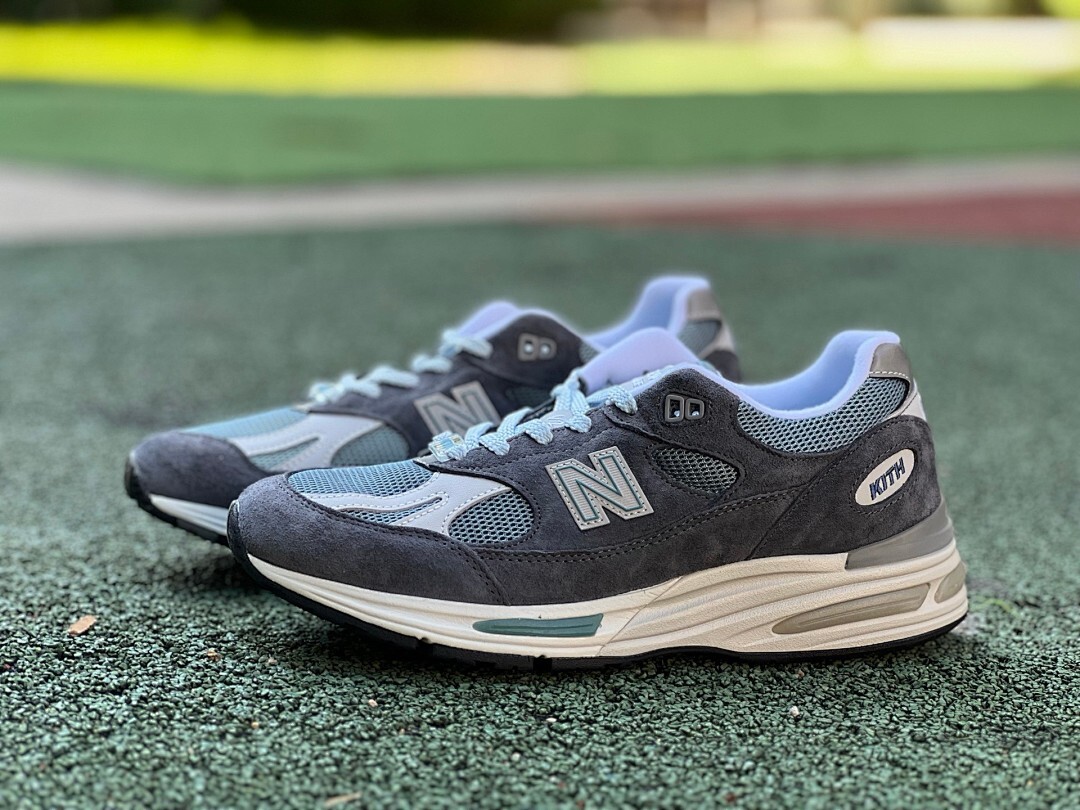 Kith x New Balance 992 "Kithmas" Anthracite Teal M992KH
