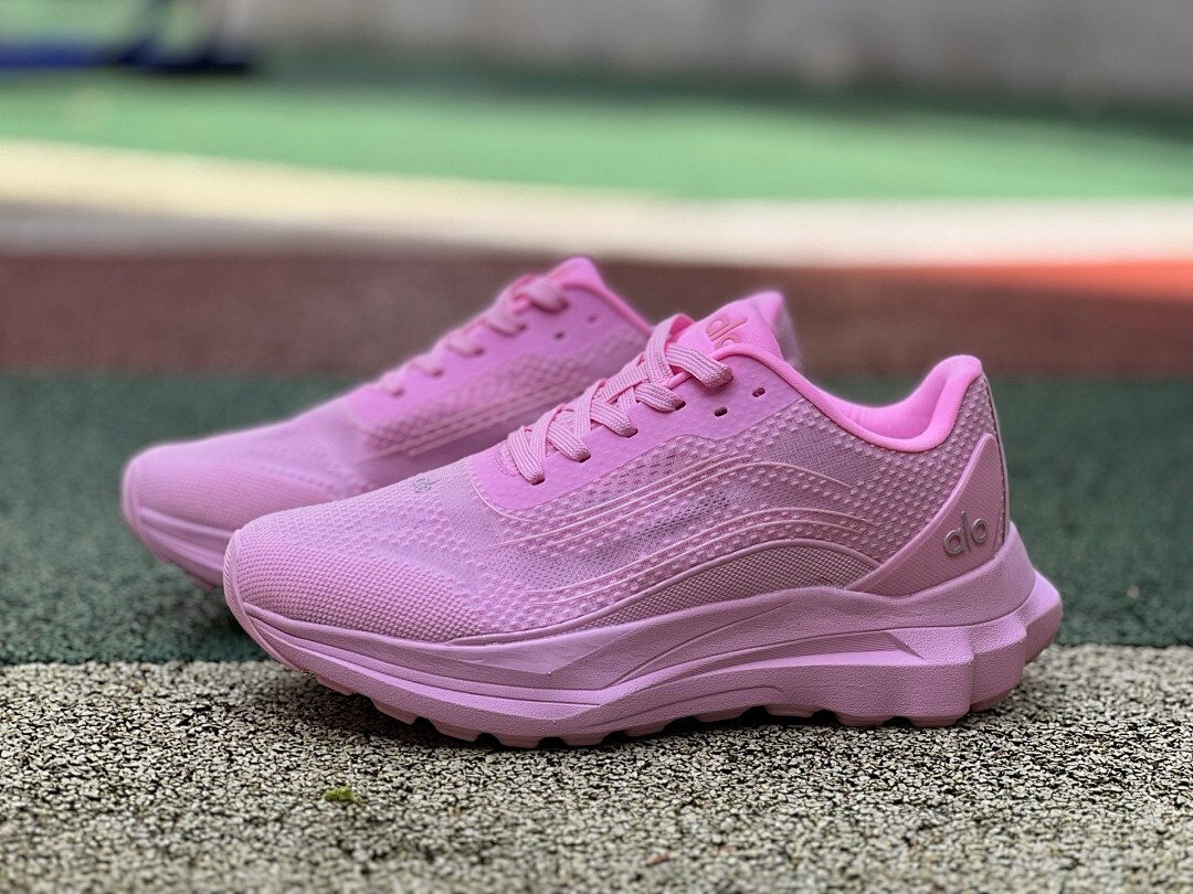 Alo Restorative Sneaker Aura Pink