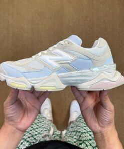 New Balance 9060 "Daydream" Sea Salt Light Blue U9060EEC