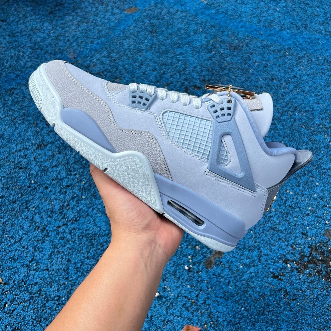 Air Jordan 4 Retro Craft Photon Dust DV3743-021