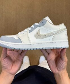 Air Jordan 1 Low SE Bling FJ2260-001