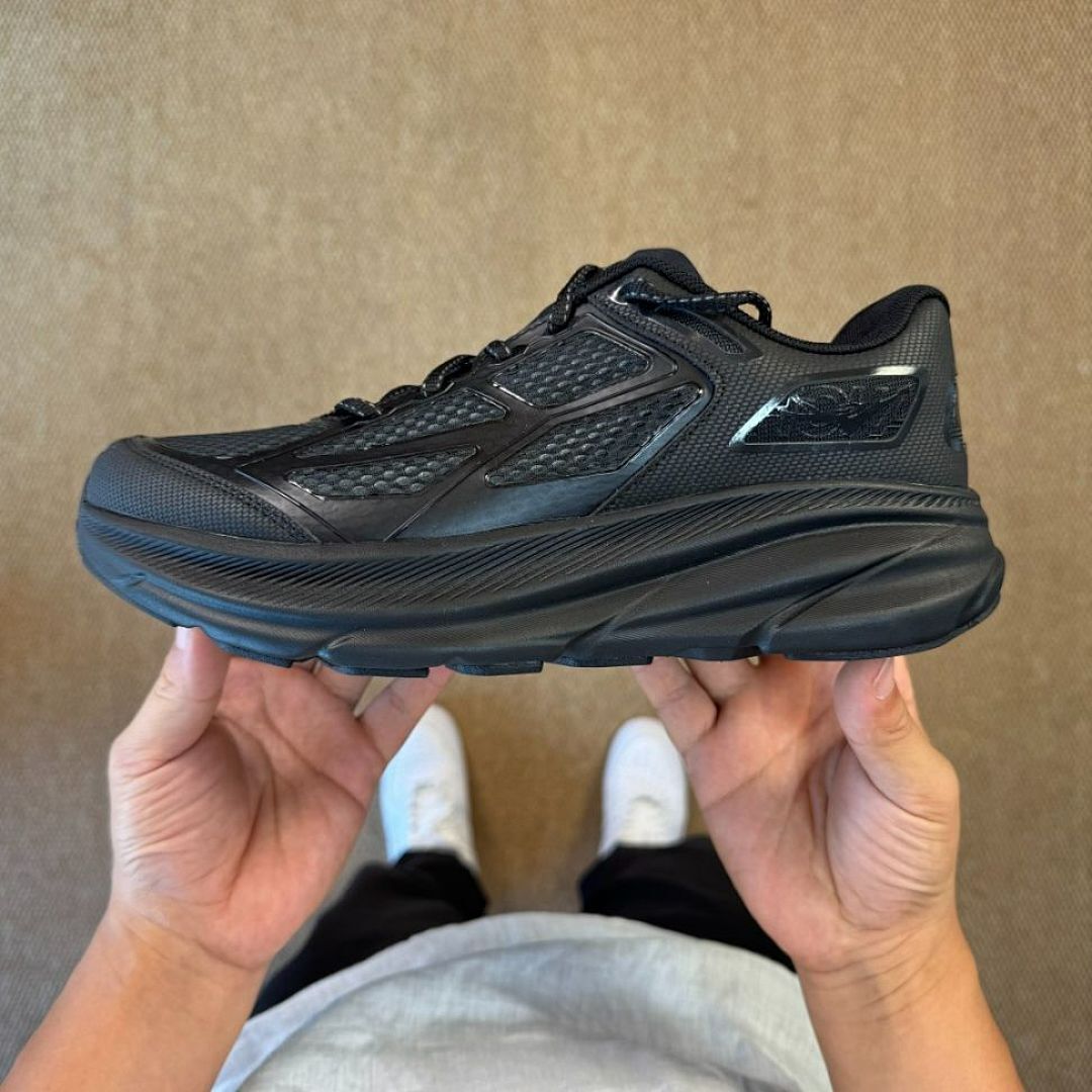 Hoka Bondi 8 Triple Black Running Shoes