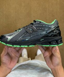 New Balance 1906R M1906RGA Phantom with Vibrant Green