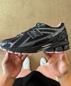 New Balance 1906R M1906RCA Black Pink