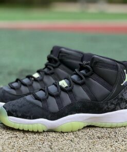 Air Jordan 11 Retro Black Green Glow Cracked Patent