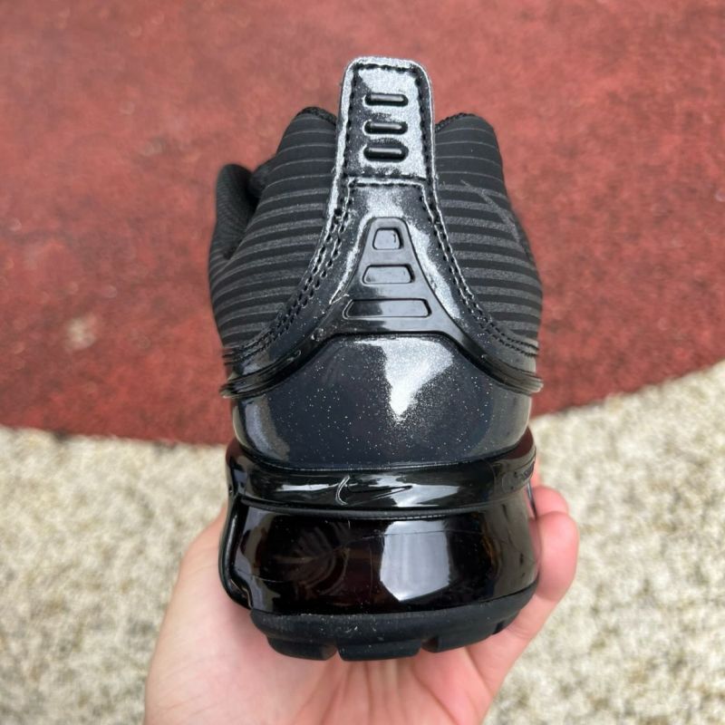 Nike Air Max Plus 'Triple Black' 604133-050