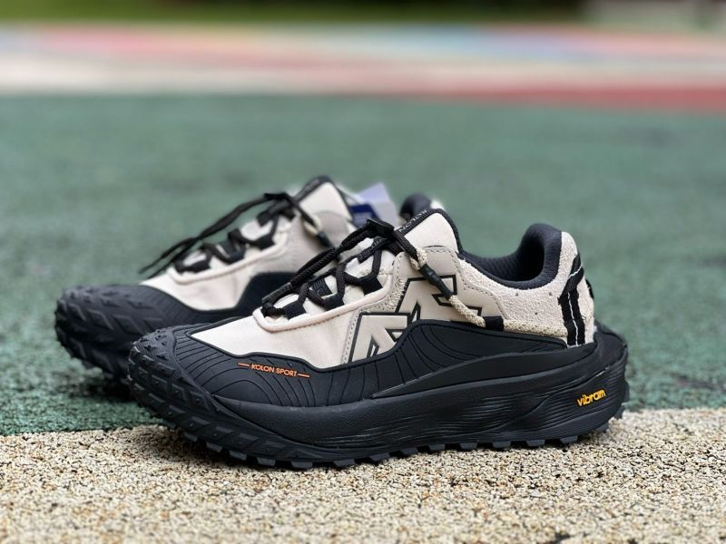 Kolon Sport Move Trail Vibram Sole Outdoor Shoes Black Beige