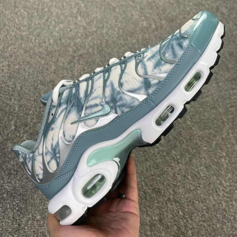 Nike Air Max Plus TN Tie-Dye White Glacier Blue Metallic Silver