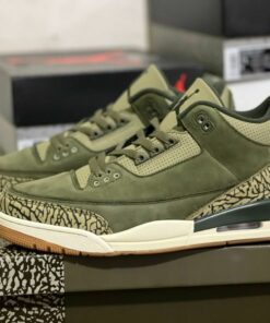 Air Jordan 3 Retro Military Olive CT8532-200