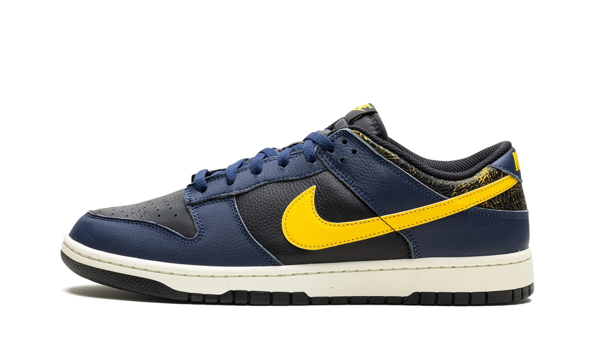 Dunk Low Vintage "Michigan" FZ4014 010 Sneakers