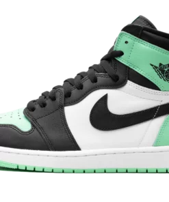 Air Jordan 1 Retro High Og "Green Glow" DZ5485 130 Sneakers