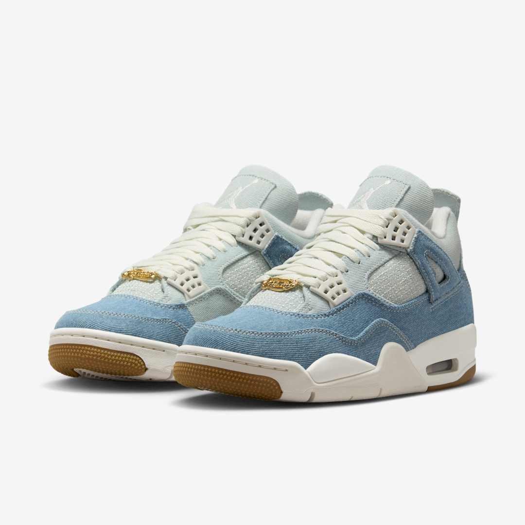 The Air Jordan 4 TEX WMNS “Worn Blue” Takes On Denim