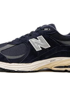 2002r "Eclipse" M2002RCA Sneakers