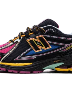 1906 "Black/pink" M1906RCP Sneakers