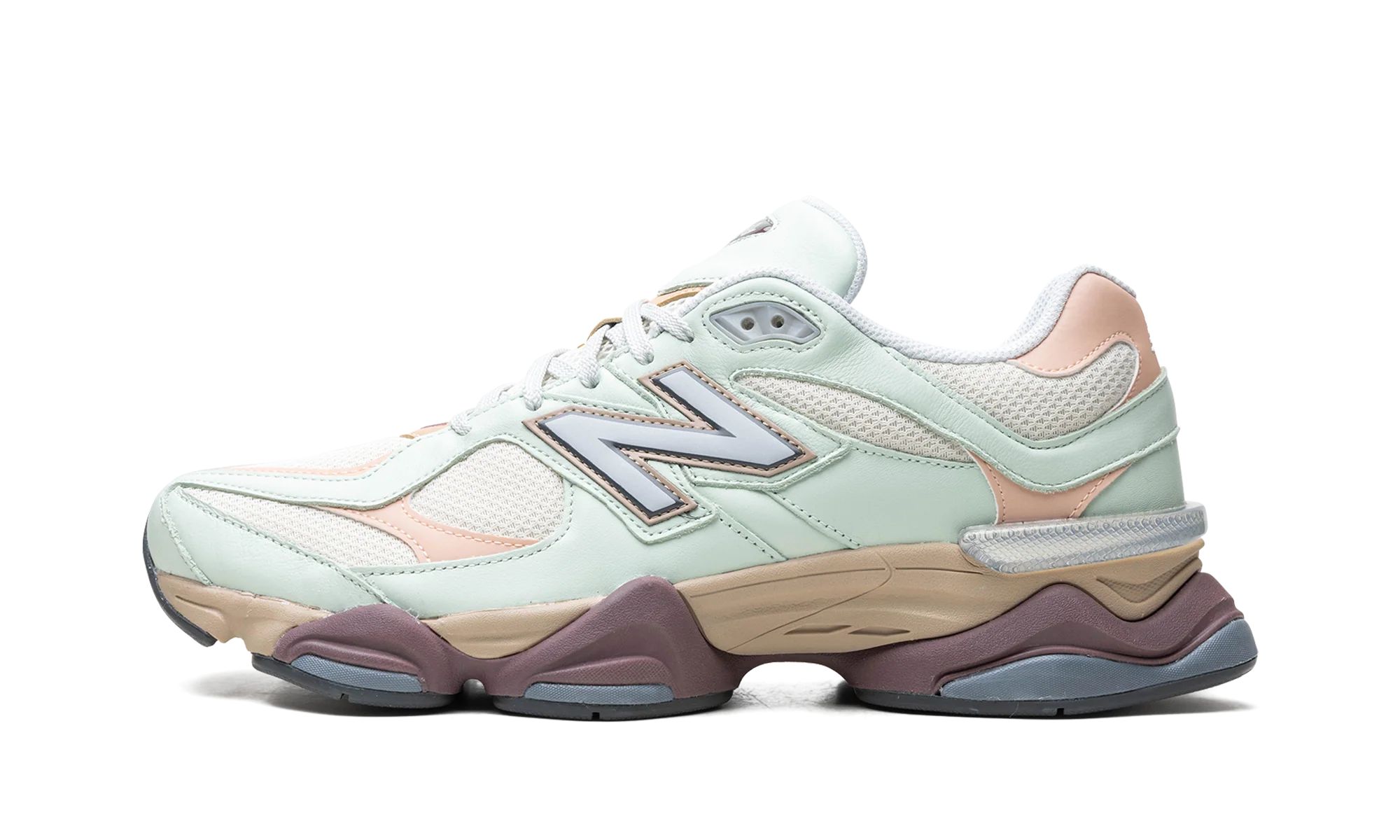 9060 "Clay Ash" U9060GCA Sneakers