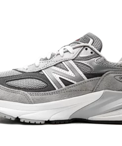 990v6 "Grey" M990GL6 Sneakers