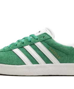 Gazelle 85 "Court Green" GY2532
