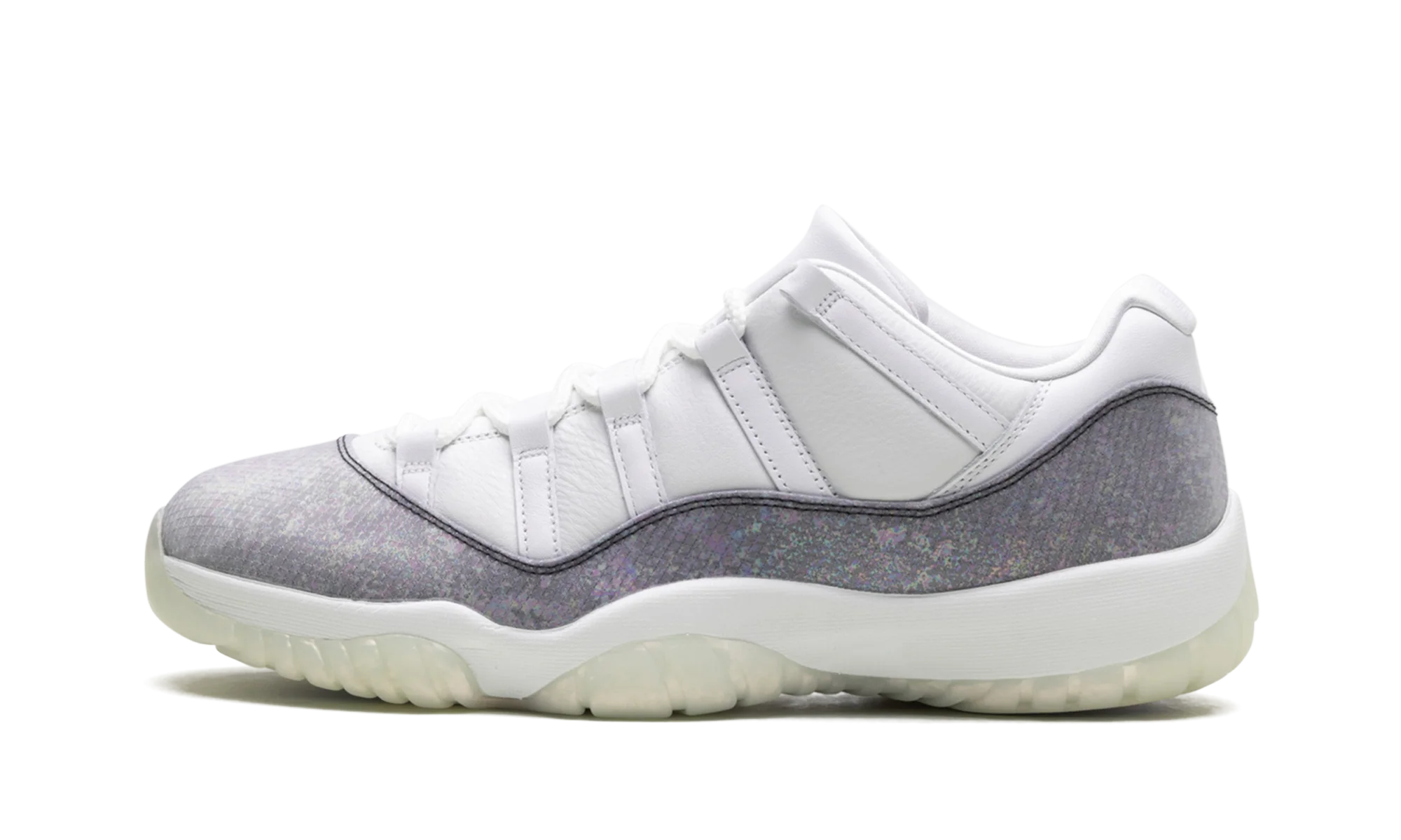 Air Jordan 11 Low "Year of the Snake" HQ7000 001